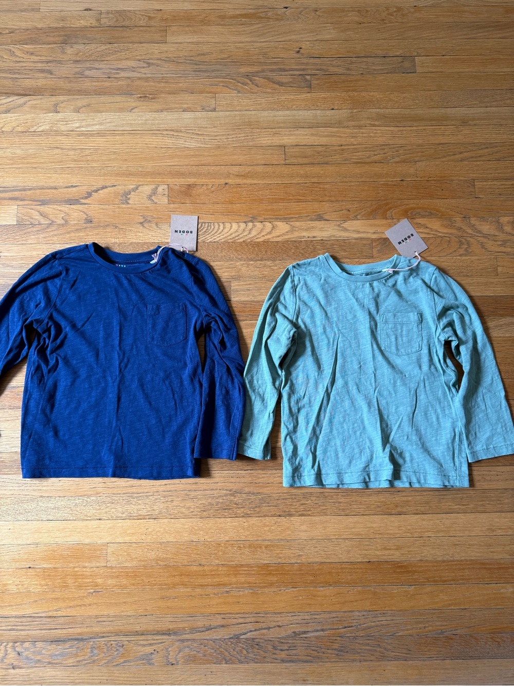 NWT Mini Boden Set of 2 Everyday Long Sleeve Tees